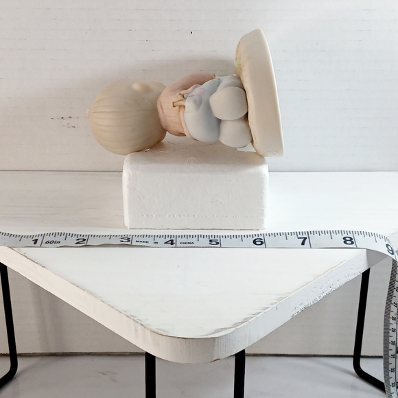 Precious Moments "Sending You Oceans Of Love" 1994 - Picture 8 of 10